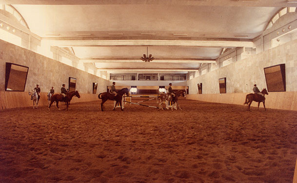 Real Escuela de Caballería