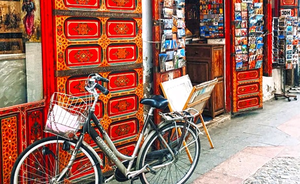 Rabat by bike